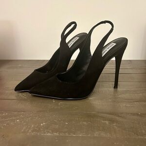 Steve Madden Slingbacks.